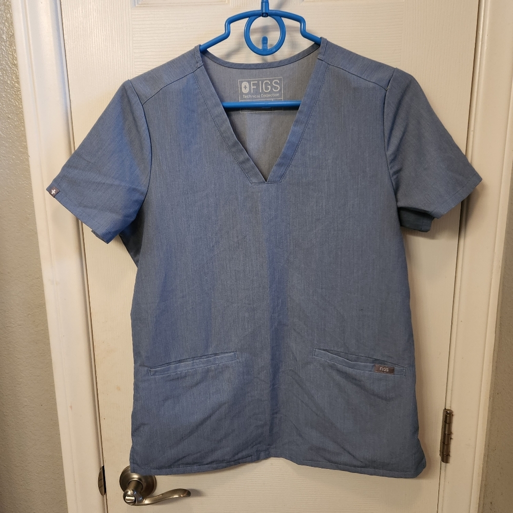 Figs top size small